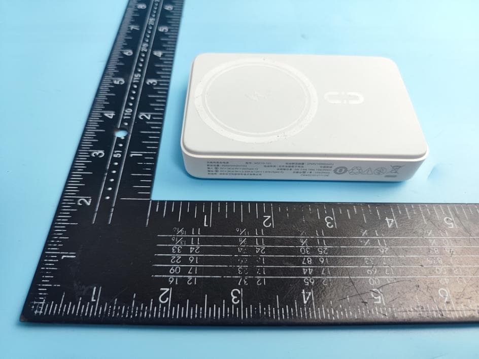 Wireless Power Bank - FCC ID 2A6QM-WSC10-121 - Shenzhen Romoss Technology Co., Ltd. (2)