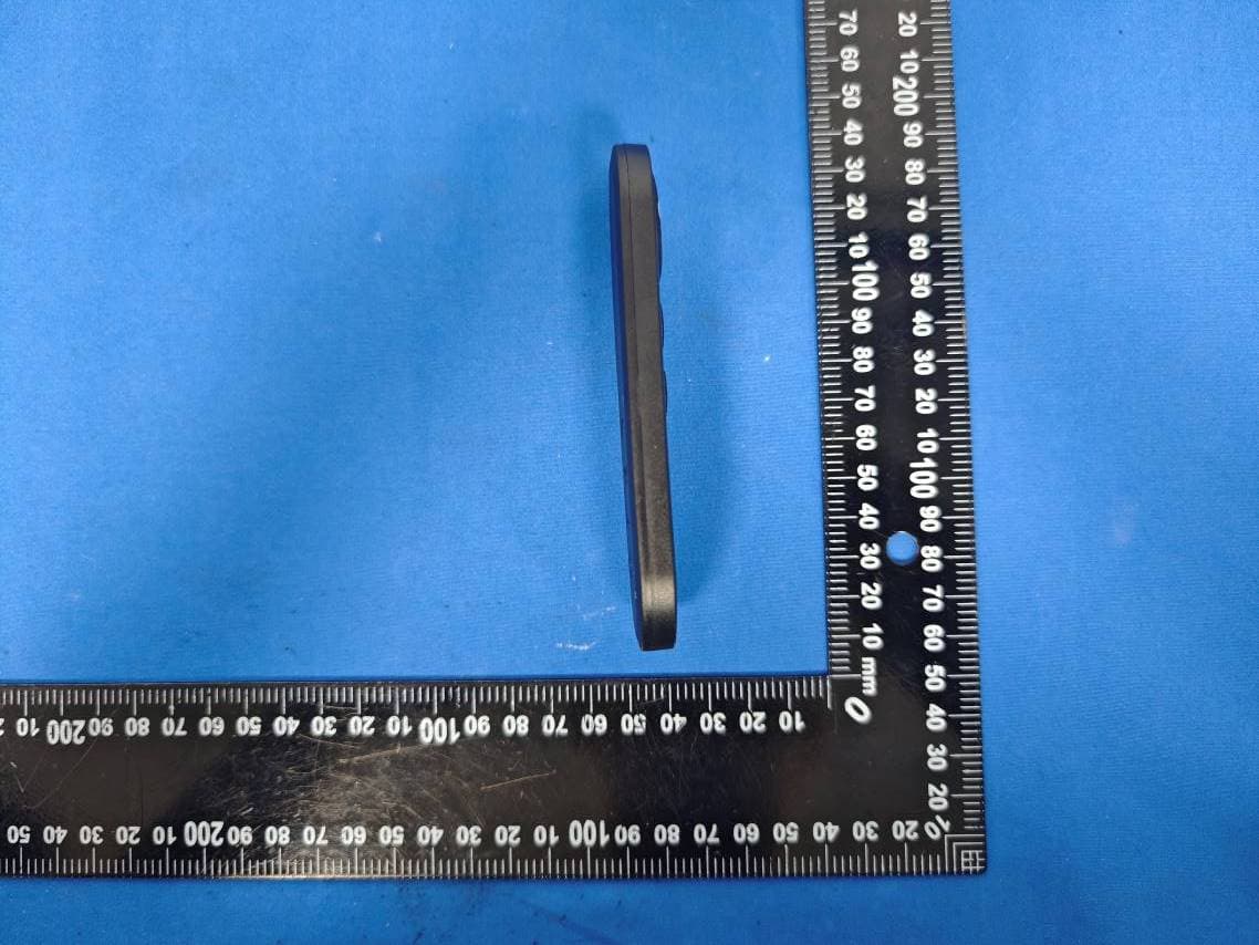 VB Remote Control - FCC ID 2A6QW-2515-XPJ001 - Zhejiang Yulu Electronic Technology Co., Ltd. (3)