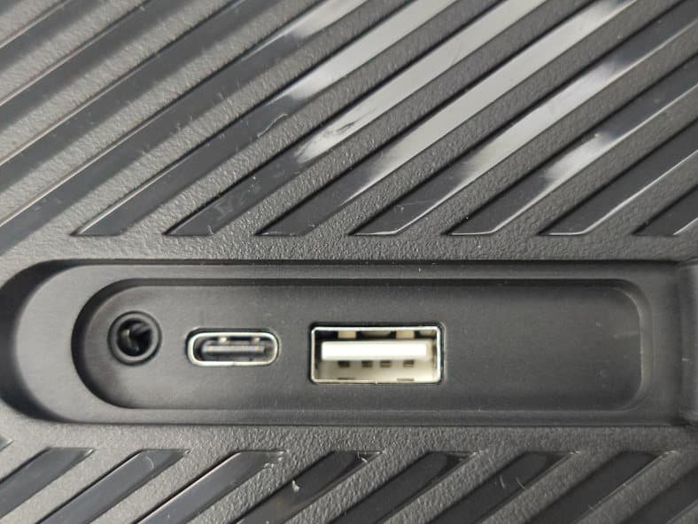 Bluetooth speaker - FCC ID 2A6R4-MT-CR430 - TITAN INC.