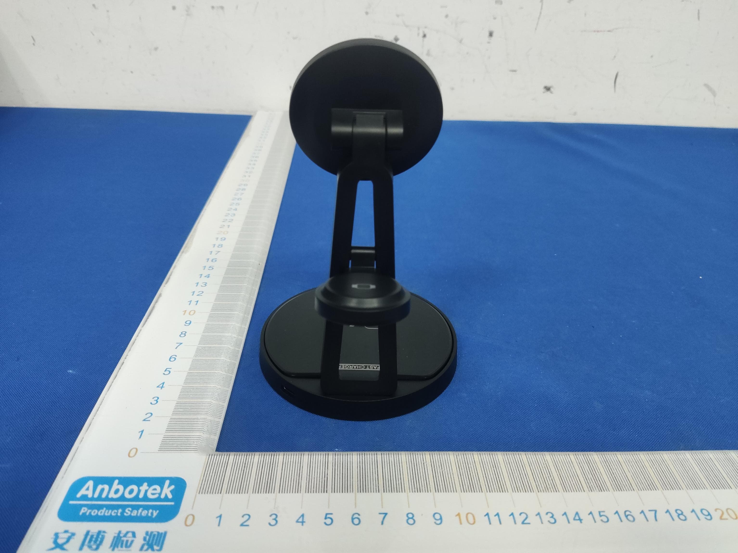 3 in 1 Wireless Charger - FCC ID 2A6SK-S02 - Shenzhen Tenghuiyuan Electronics Co., Ltd. (3)