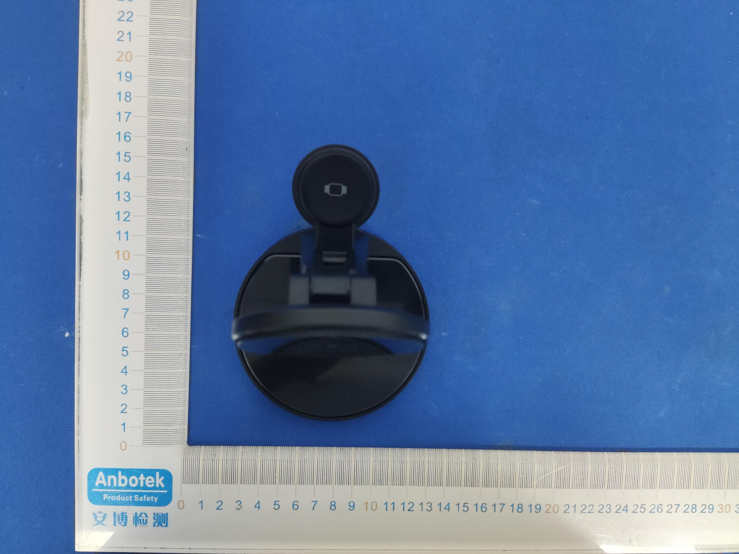 3 in 1 Wireless Charger - FCC ID 2A6SK-S02 - Shenzhen Tenghuiyuan Electronics Co., Ltd.
