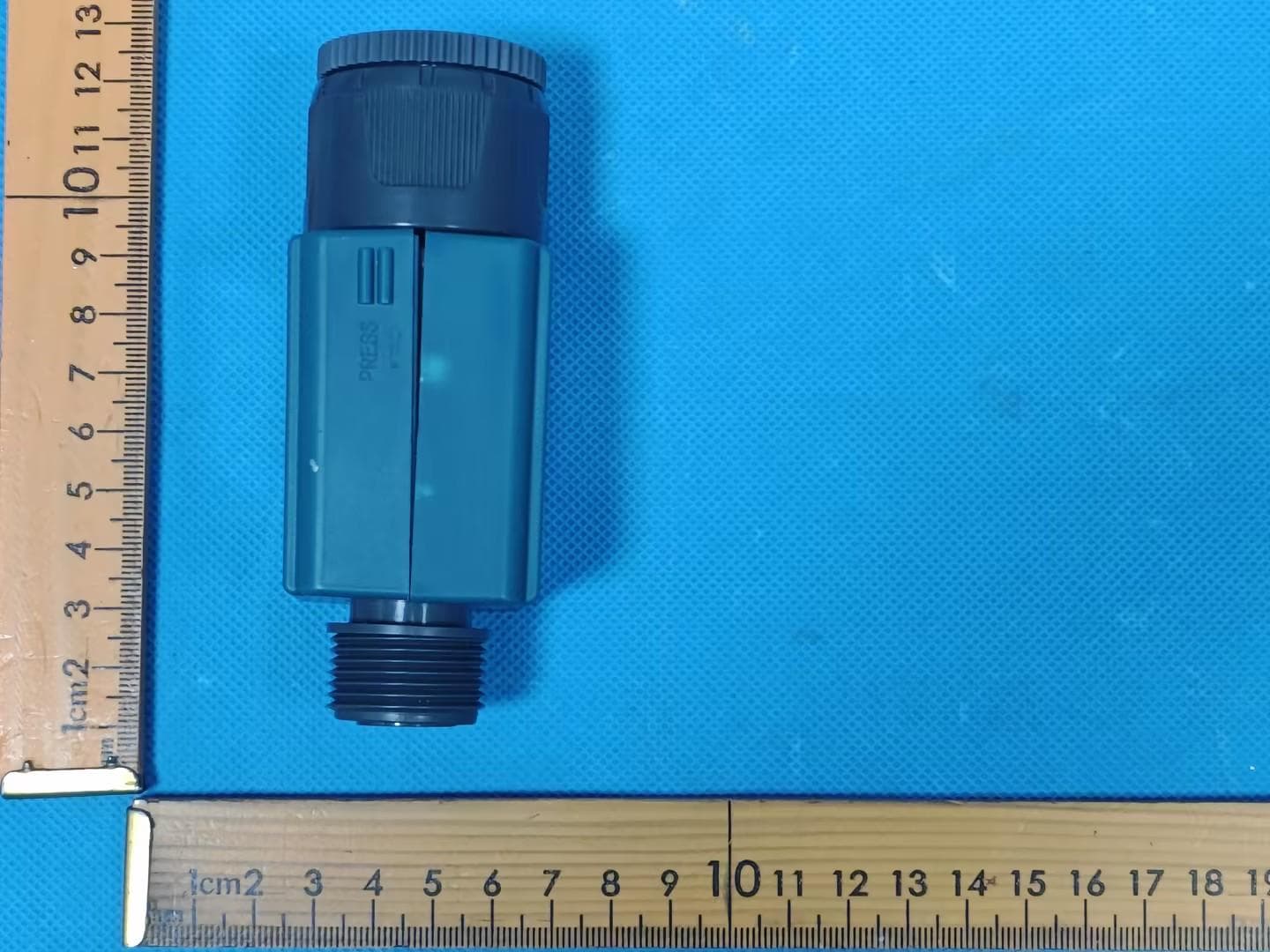 bluetooth flow meter - FCC ID 2A6UR-FMB026A - Fujian OralGarden Technology Co.,Ltd. (4)