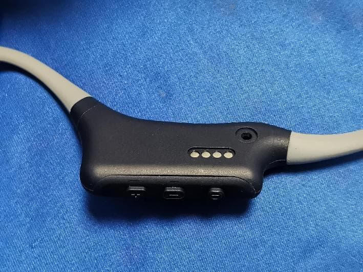 Waterproof Bone Conduction Headphone - FCC ID 2A6UX-ALPHA - Shenzhen Xinglian Chuangxiang Technology Co., Ltd. (2)