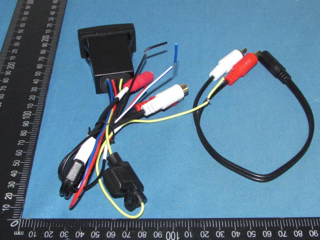 Bluetooth adaptor - FCC ID 2A6V3-XLBTRS - PowerBass USA., Inc. (4)