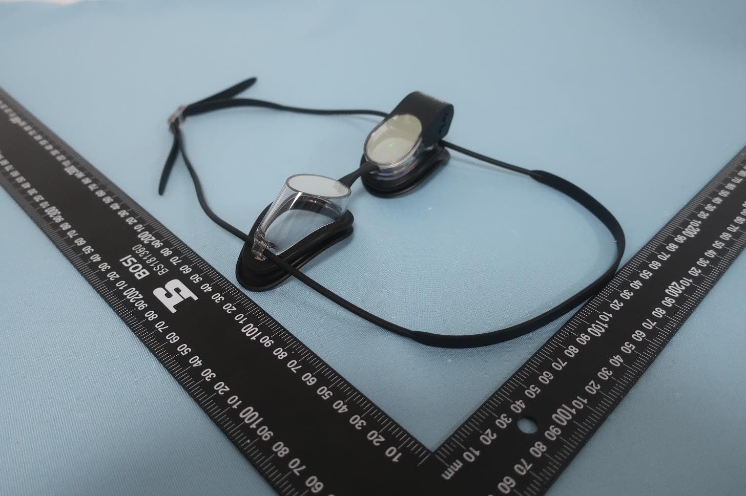 AR Smart Swim Goggles - FCC ID 2A6W5GLHS70212 - Hangzhou Guangli Technology Co., Ltd. (3)