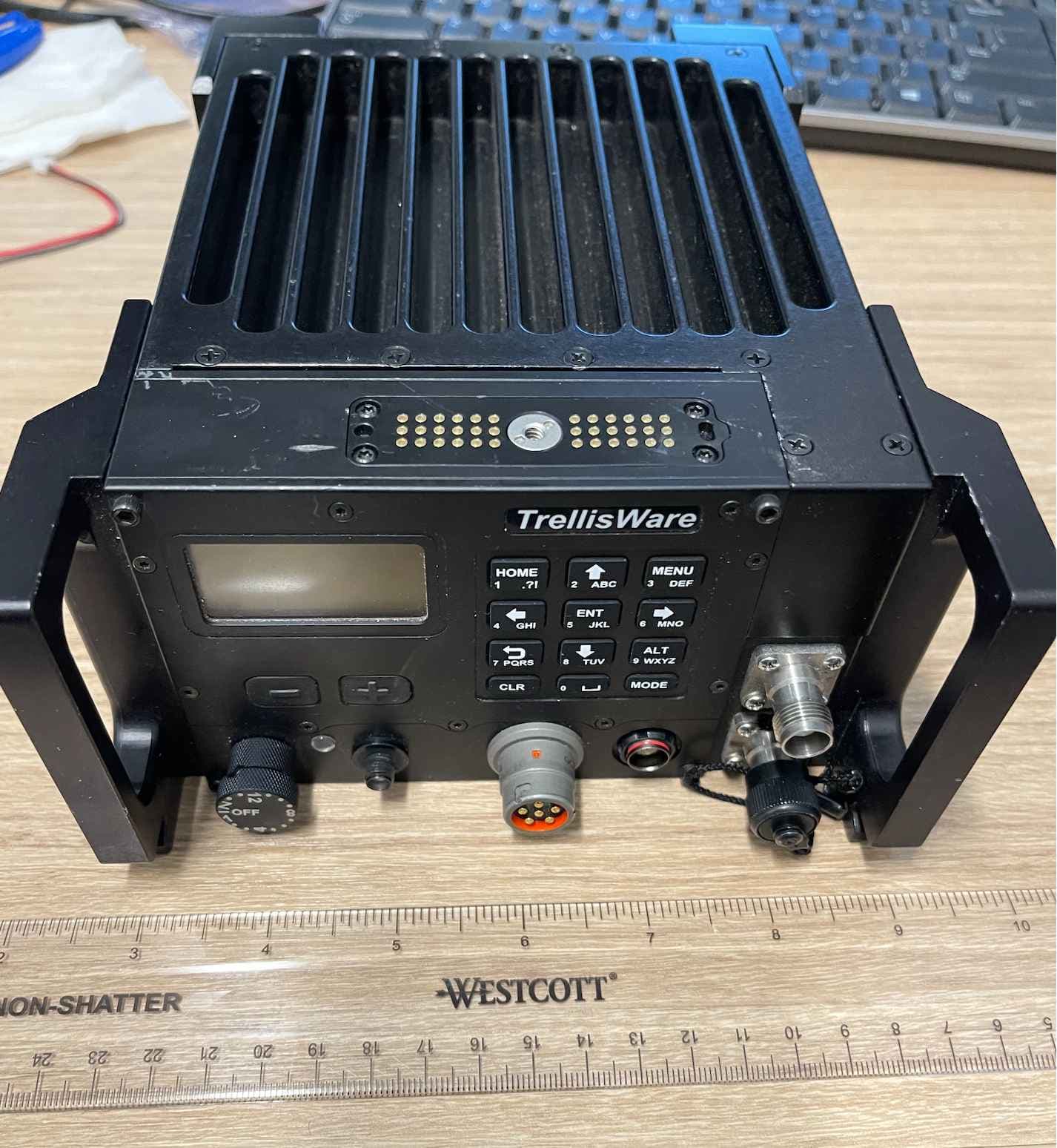 TSM Shadow High Power Radio (HPR) - Base Station - FCC ID 2A6X2-135 - TrellisWare Technologies