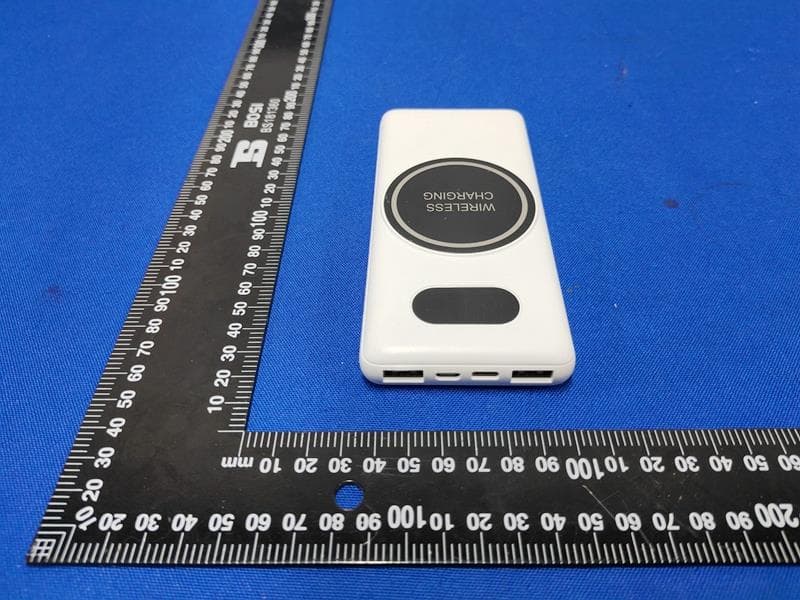 Power Bank - FCC ID 2A6XVPW-10KSHN - Filsion Technology Company Limited (3)