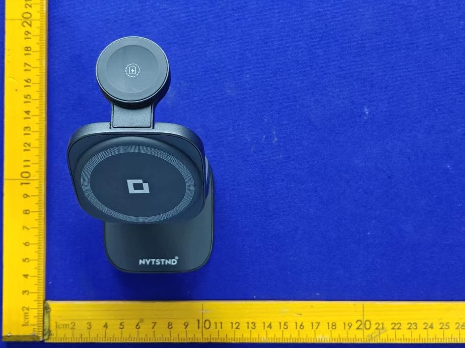 3-in-1 Wireless Charger - FCC ID 2A6YW-GT-MGA-2 - DOYAN LLC (3)