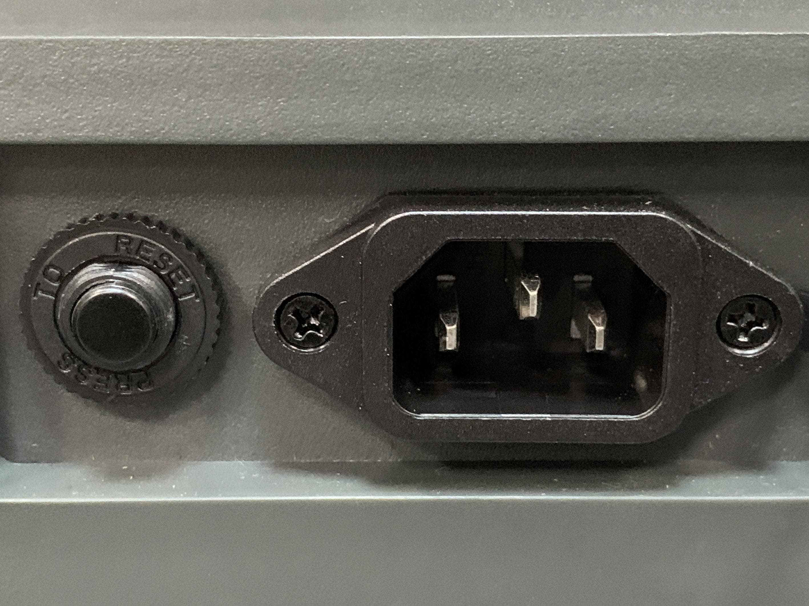 Portable Power Station - FCC ID 2A6ZZ-EA1500 - CEA ELECTRIC CO.,LTD