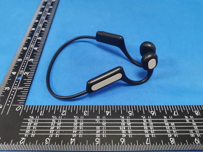 bone conduction headphones - FCC ID 2A72B-BCLITE - Z.T.S INTERNATIONAL INDUSTRIAL CO., LIMITED (4)