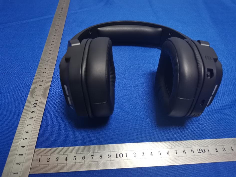 G926 headset - FCC ID 2A75QG926 - Guangzhou Weijunda Network Technology Co., Ltd. (4)
