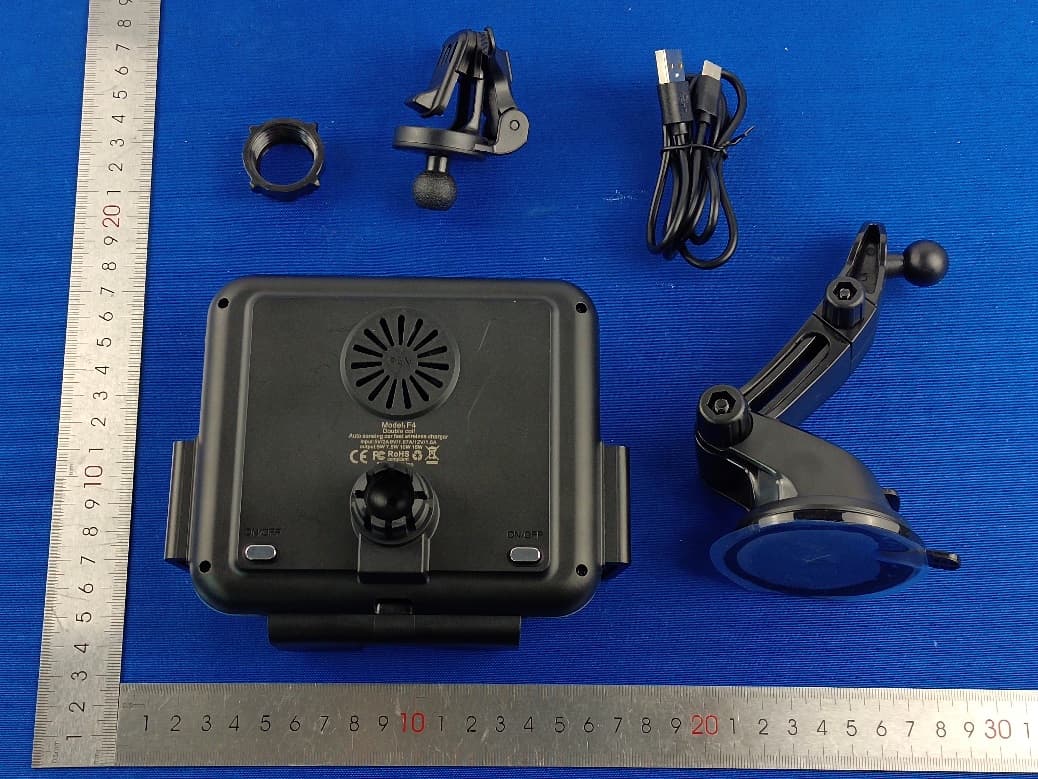 Double coil Auto sensing car fast wireless charger - FCC ID 2A78X-F4F5F6F7 - Jiamaixin E-Commerce Center, Jiangbei New District