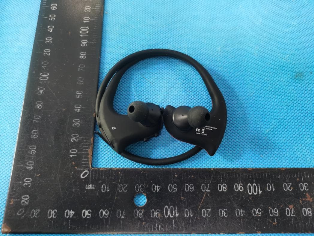 Sporty Bluetooth Headset - FCC ID 2A7DR-BTH17V3 - Betrue Technology (ShenZhen) Co. Ltd (2)