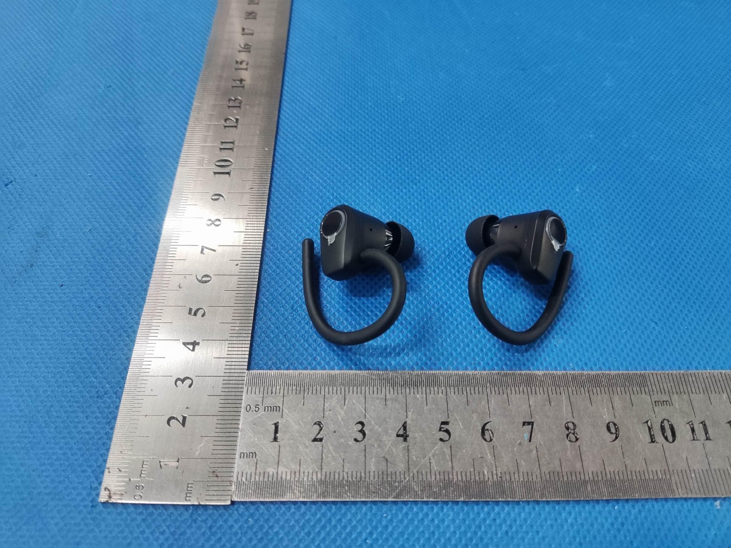 Wireless Earphone - FCC ID 2A7DX-AIRBUDS60 - DOKE COMMUNICATION (HK) LIMITED (2)