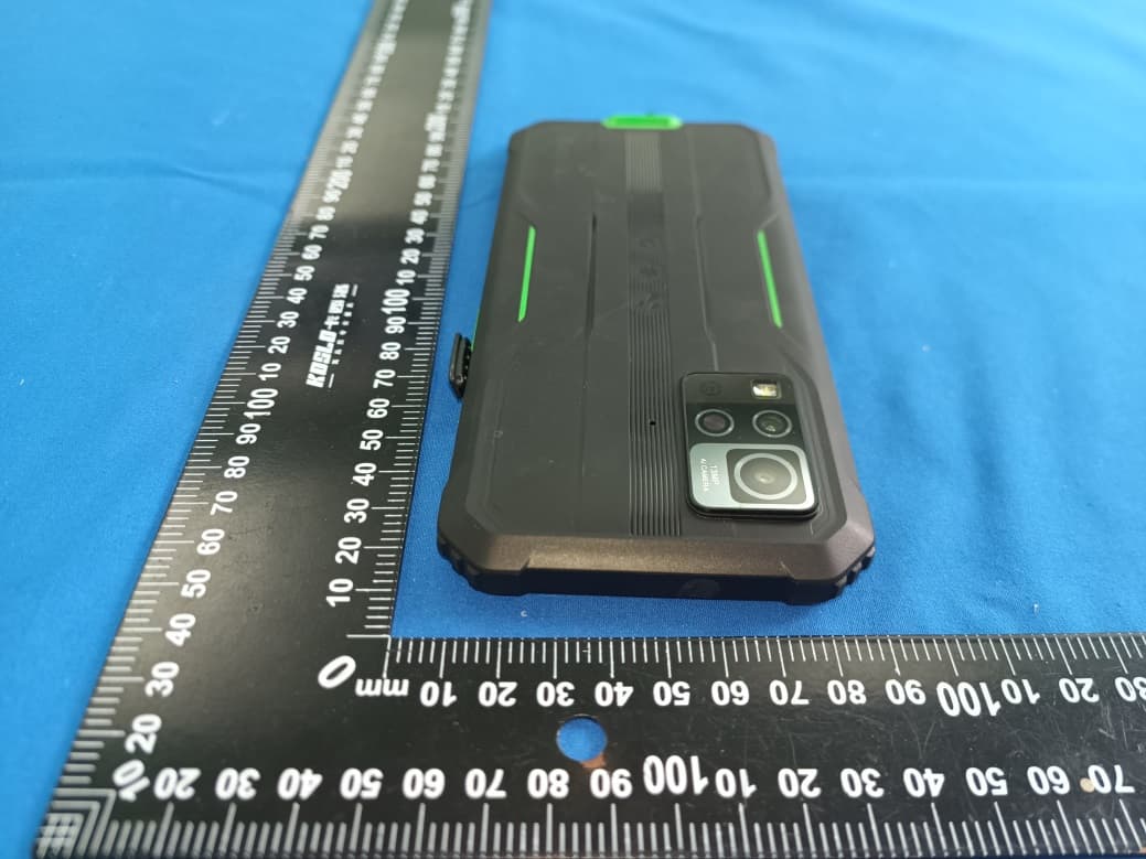 Mobile Phone - FCC ID 2A7DX-BV4800-32 - DOKE COMMUNICATION (HK) LIMITED (2)