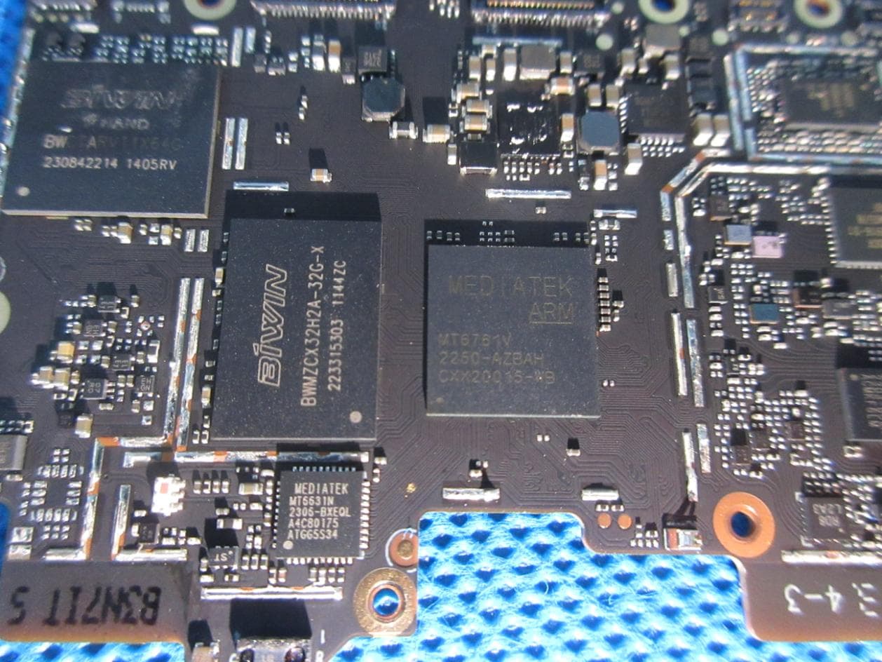 Mobile Phone - FCC ID 2A7DX-BV6200 - DOKE COMMUNICATION (HK) LIMITED