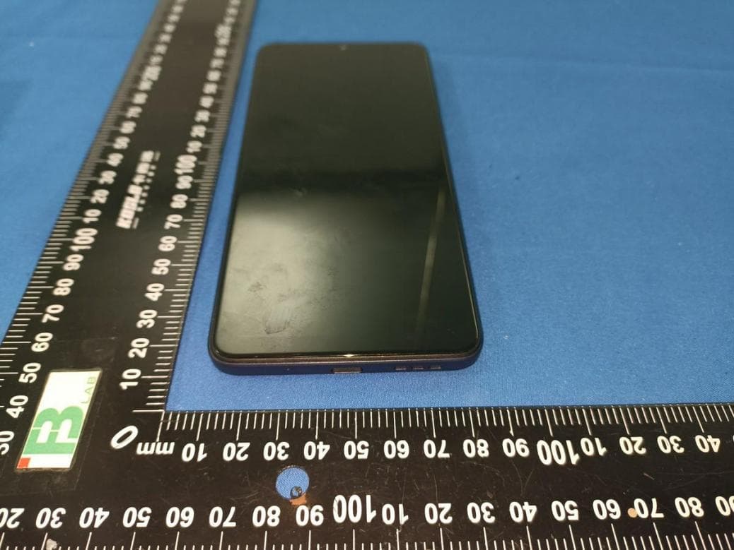 Smart phone - FCC ID 2A7DX-C30 - DOKE COMMUNICATION (HK) LIMITED (4)