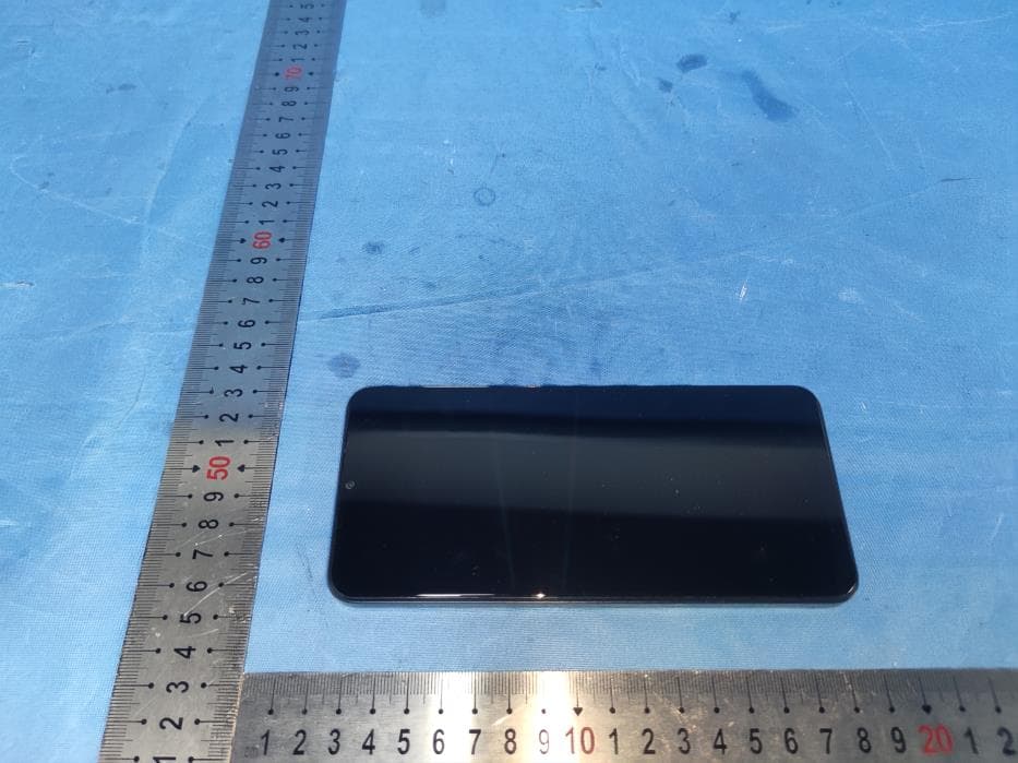 Smart phone - FCC ID 2A7DX-WAVE8 - DOKE COMMUNICATION (HK) LIMITED (4)