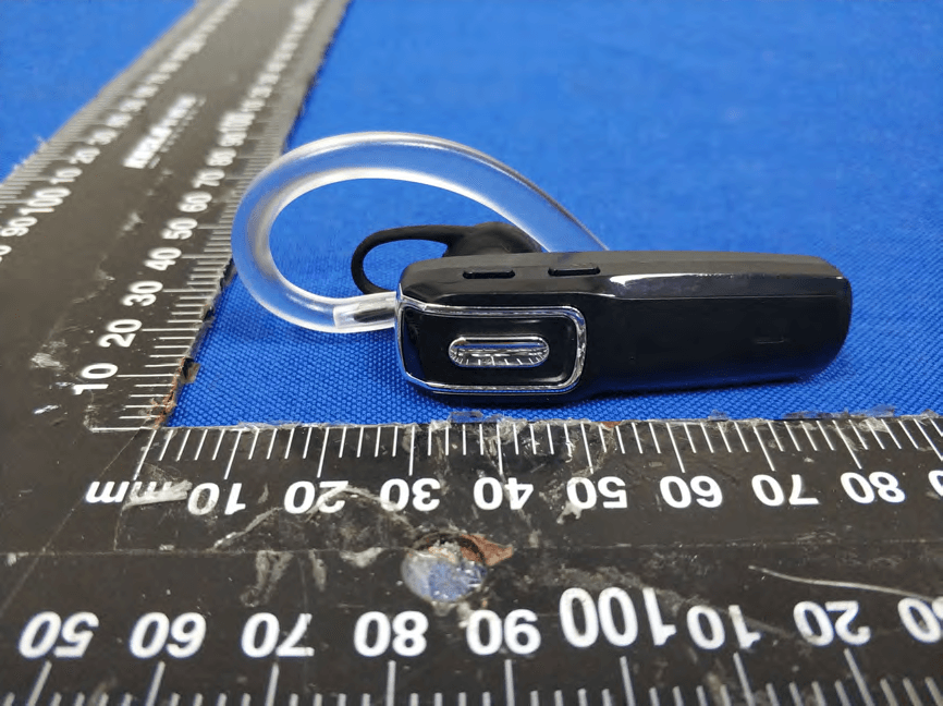 Bluetooth headset - FCC ID 2A7G8-A18 - Shenzhen Anqier Trading Technology Co., Ltd. (5)
