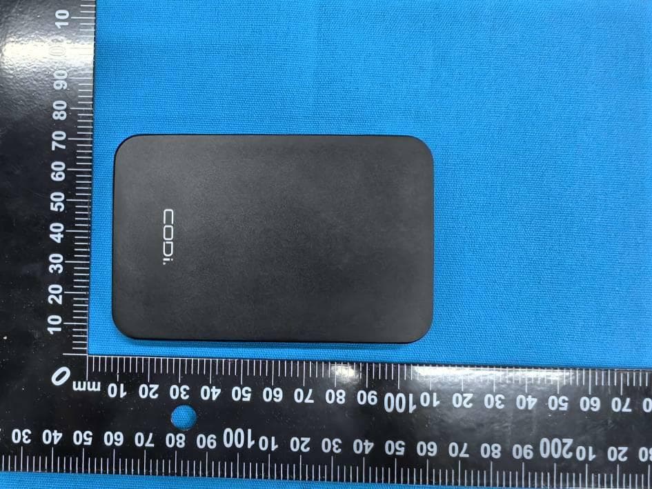 Magnetic Wireless Charging Power Bank - FCC ID 2A7KXPB005-CW - CODi Acquisitions, LLC. (2)