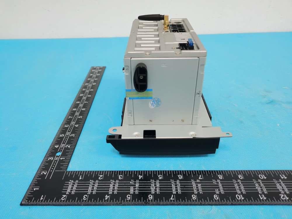 car multimedia player - FCC ID 2A7NX-XRC - Shenzhen Xin Rui Chang Technology Co., Ltd. (3)