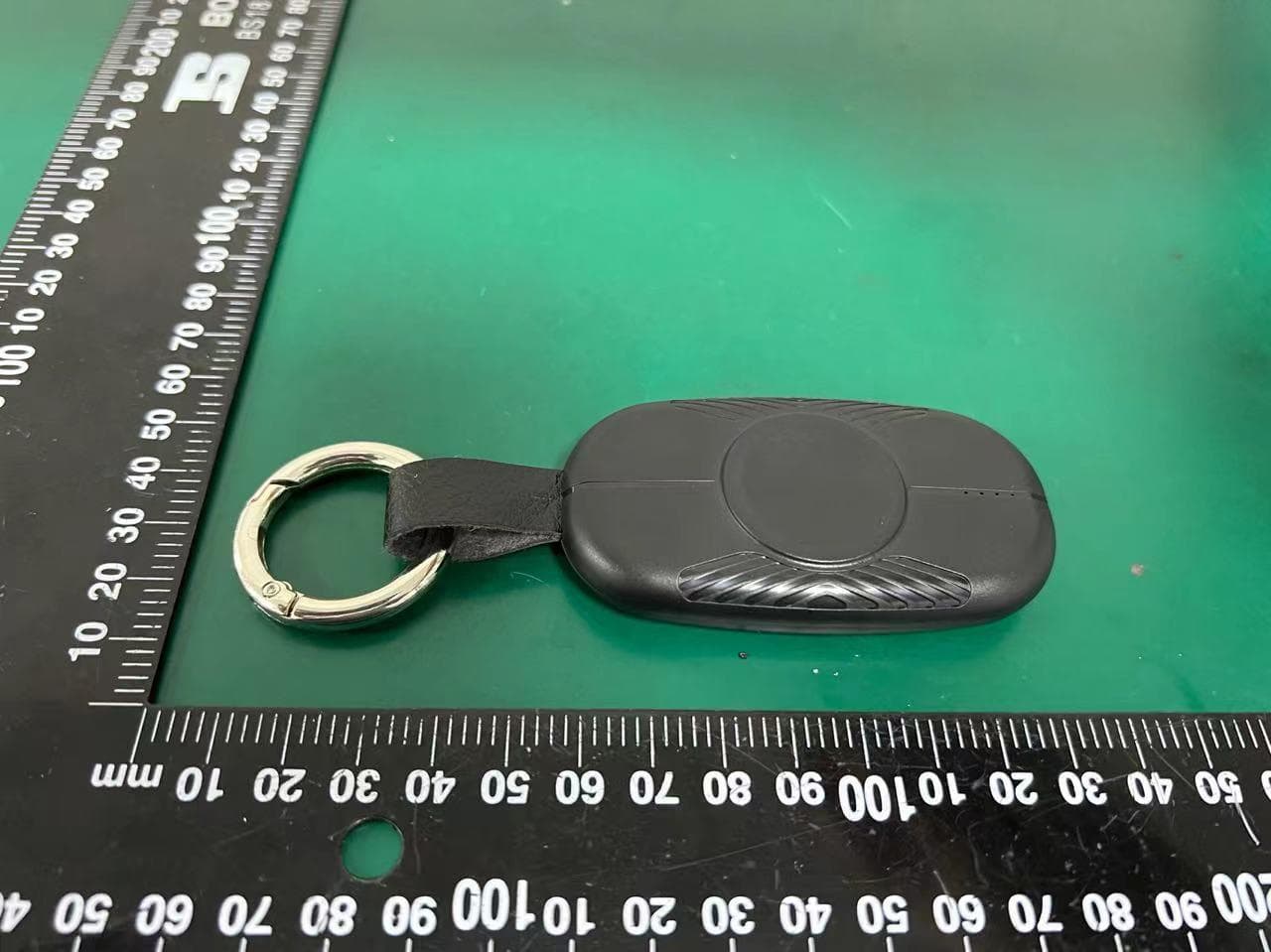 Portable Apple Watch Charger - FCC ID 2A7OT-F2 - Shenzhen View lighting Technology Co.,Ltd (3)