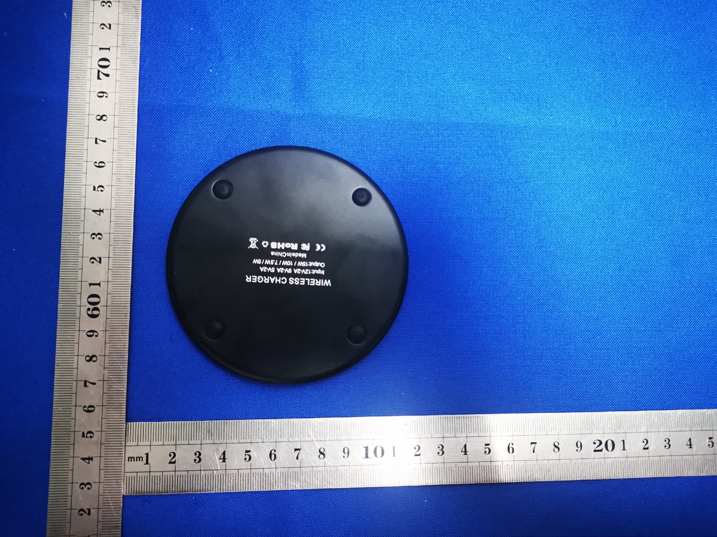 X8 acrylic wireless charger - FCC ID 2A7PE-X815 - Huizhou Yili Information Technology Co., Ltd.