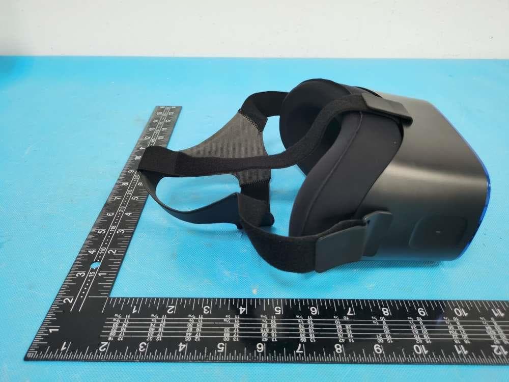 DPVR VR All-in-one Headset - FCC ID 2A7RV-DPVRULTRA - Lexiang Technology Co.,LTD (4)