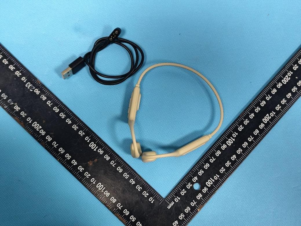 S830 Bone condudion headphones - FCC ID 2A7SU-S830 - Shenzhen Santuo Original Technology Co., Ltd.