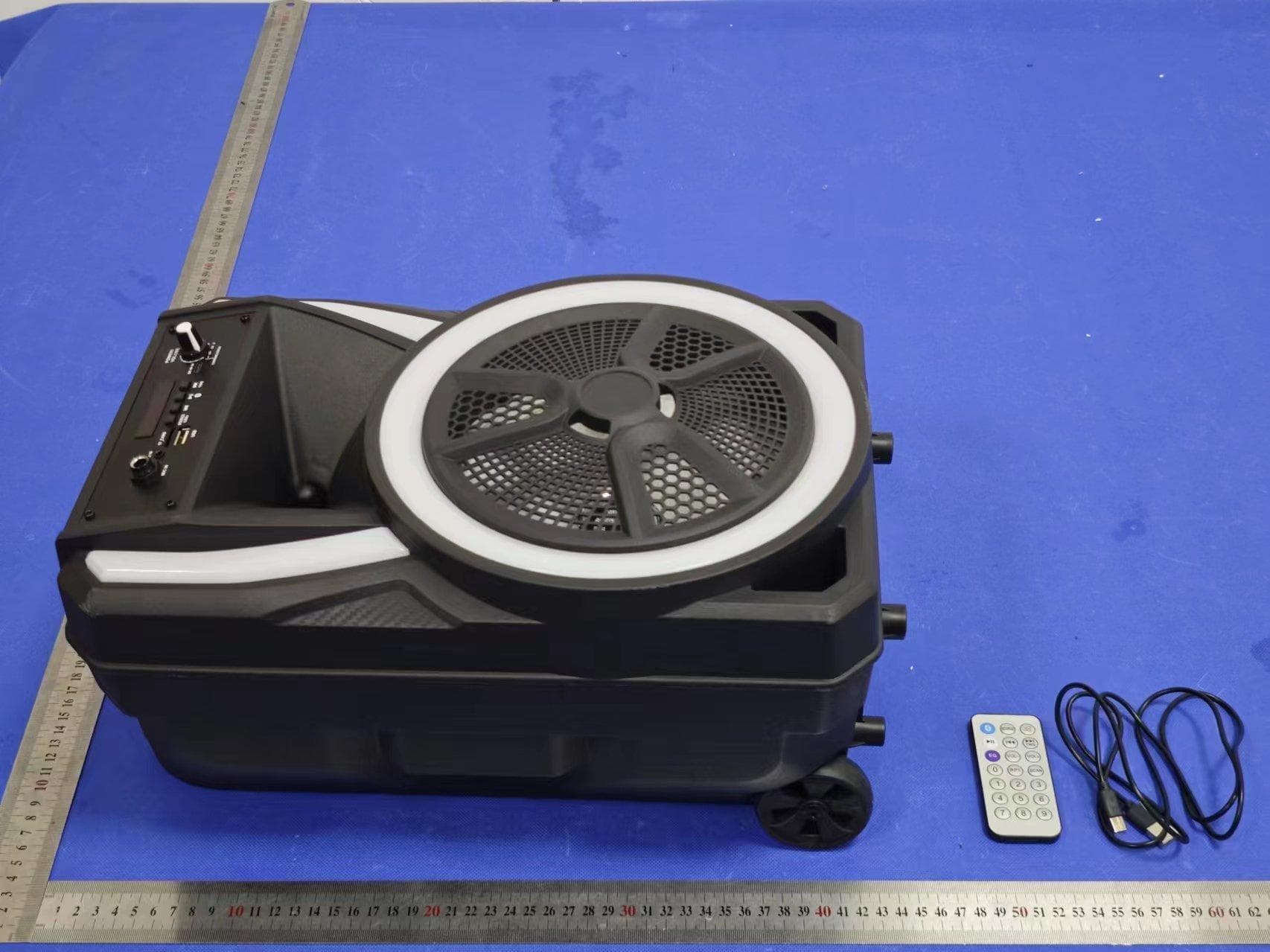 Bluetooth speaker - FCC ID 2A7UF-TK-118 - QINGYUAN RUIMA ELECTRONICS CO.,LIMITED (2)