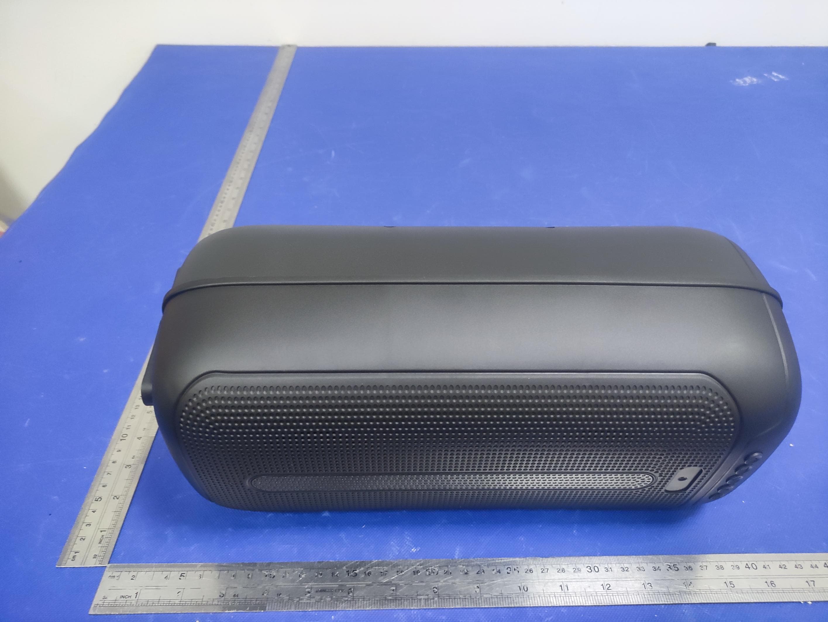 Bluetooth Party Speaker - FCC ID 2A7UF-TK-144 - QINGYUAN RUIMA ELECTRONICS CO.,LIMITED (3)