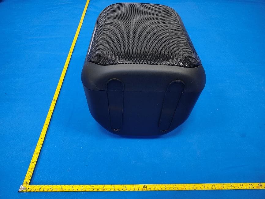 Party speaker - FCC ID 2A7UF-TK-866C - QINGYUAN RUIMA ELECTRONICS CO.,LIMITED (2)