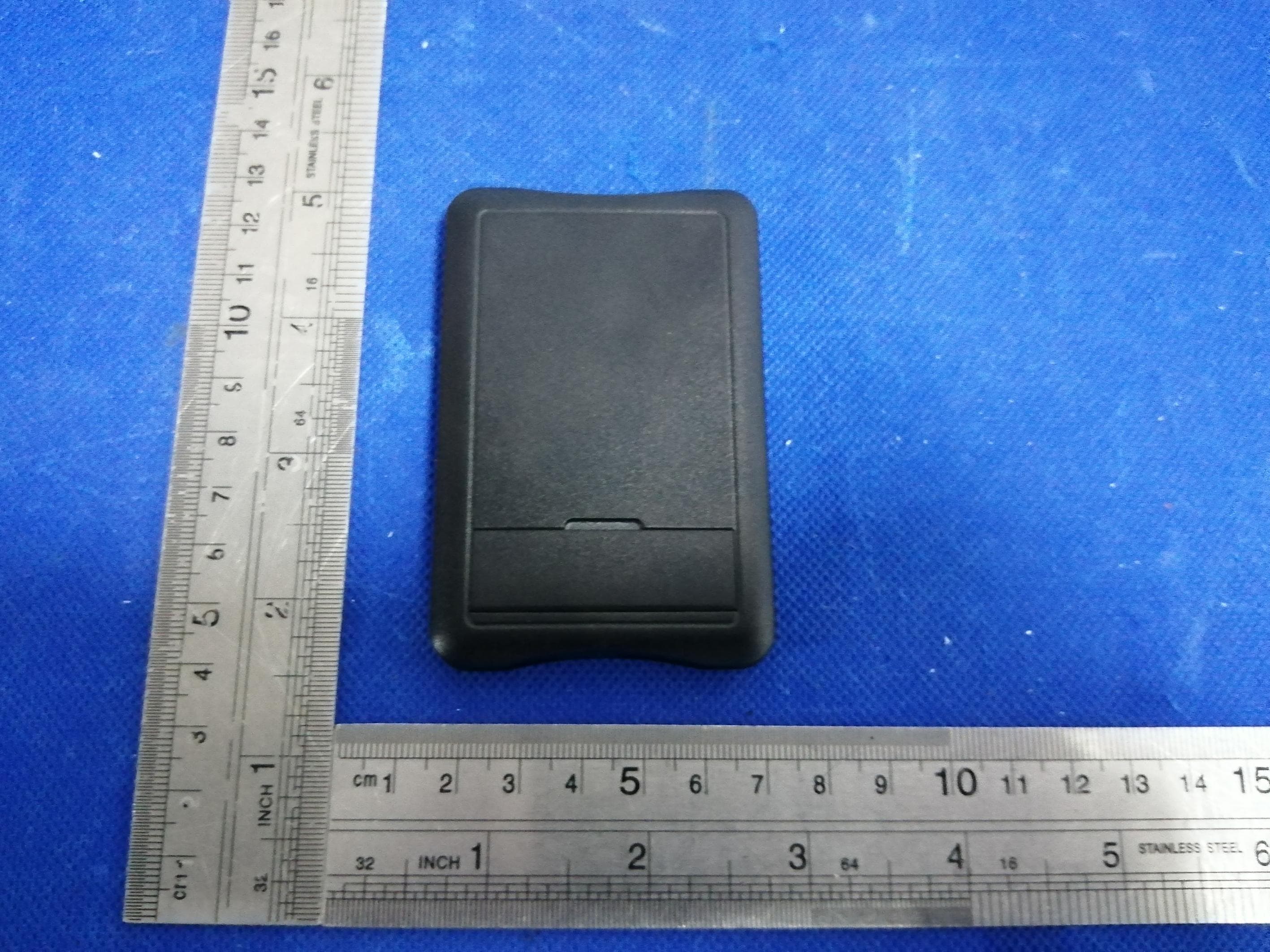 Data Cable Box With Wireless Charger - FCC ID 2A7UH-M7-W - SHENZHEN TONG YUAN DA TECHNOLOGY LTD (3)