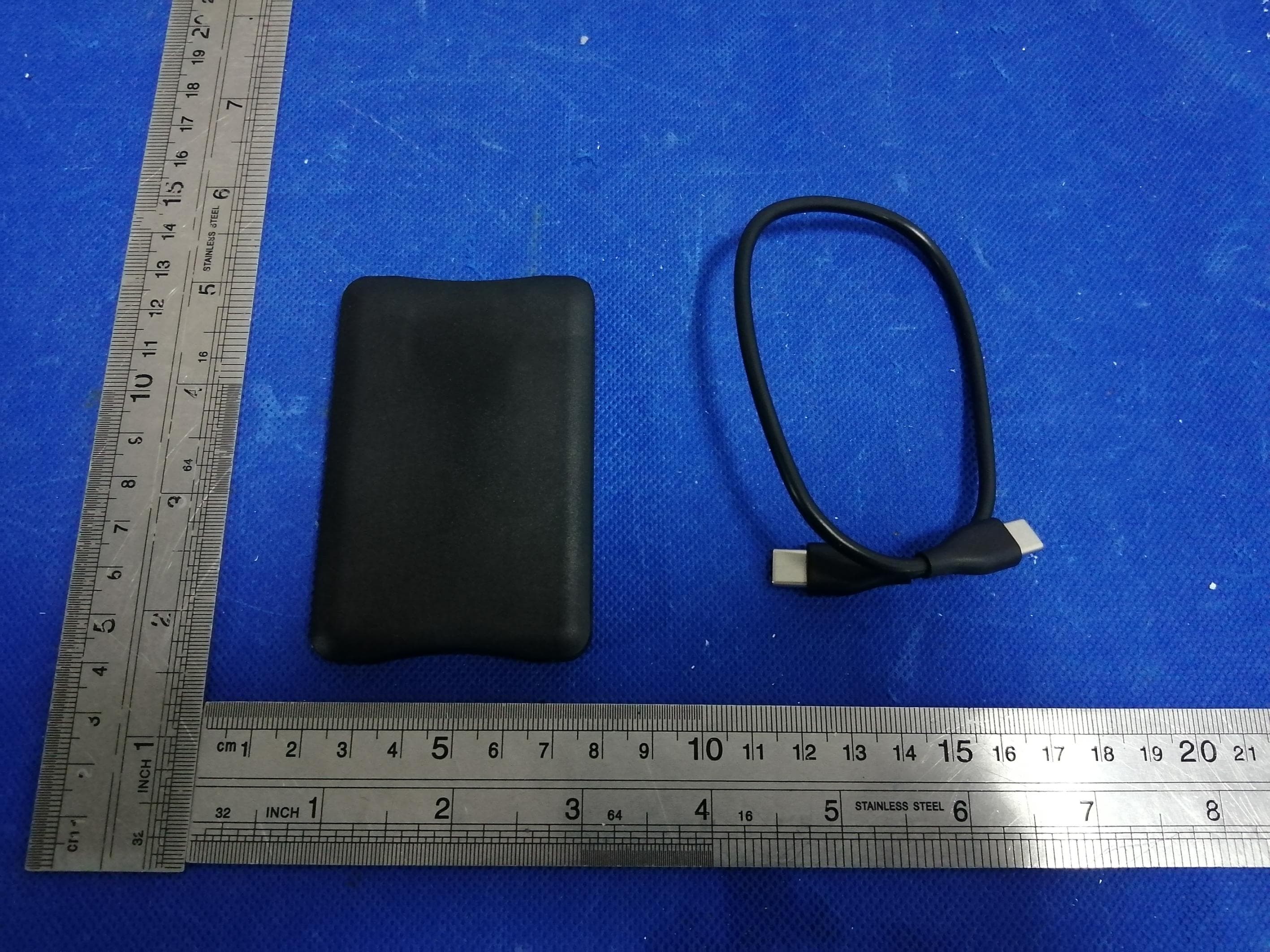 Data Cable Box With Wireless Charger - FCC ID 2A7UH-M7-W - SHENZHEN TONG YUAN DA TECHNOLOGY LTD (2)