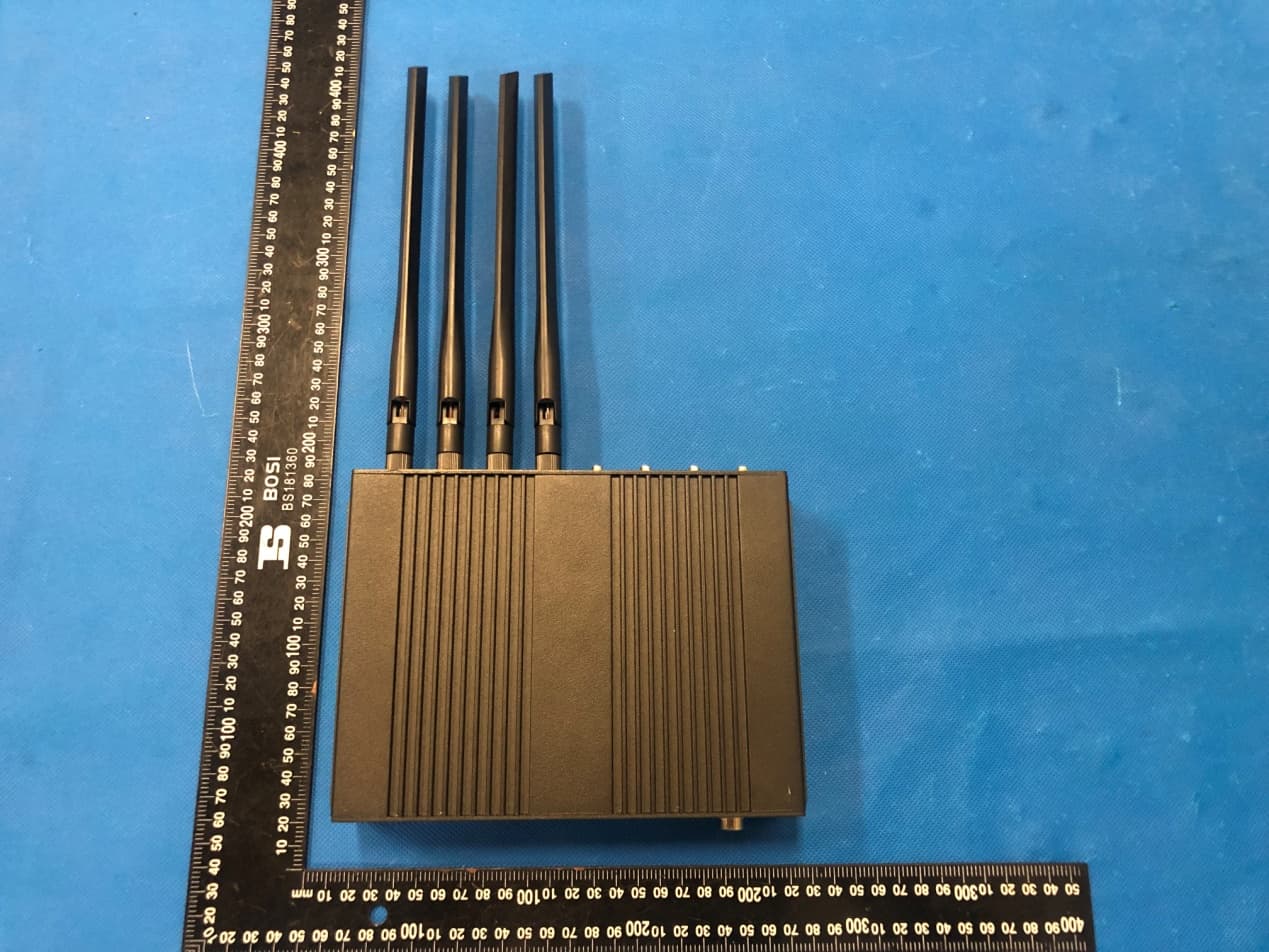 Router - FCC ID 2A7WI-RIX450 - Galgus Global SRL (3)