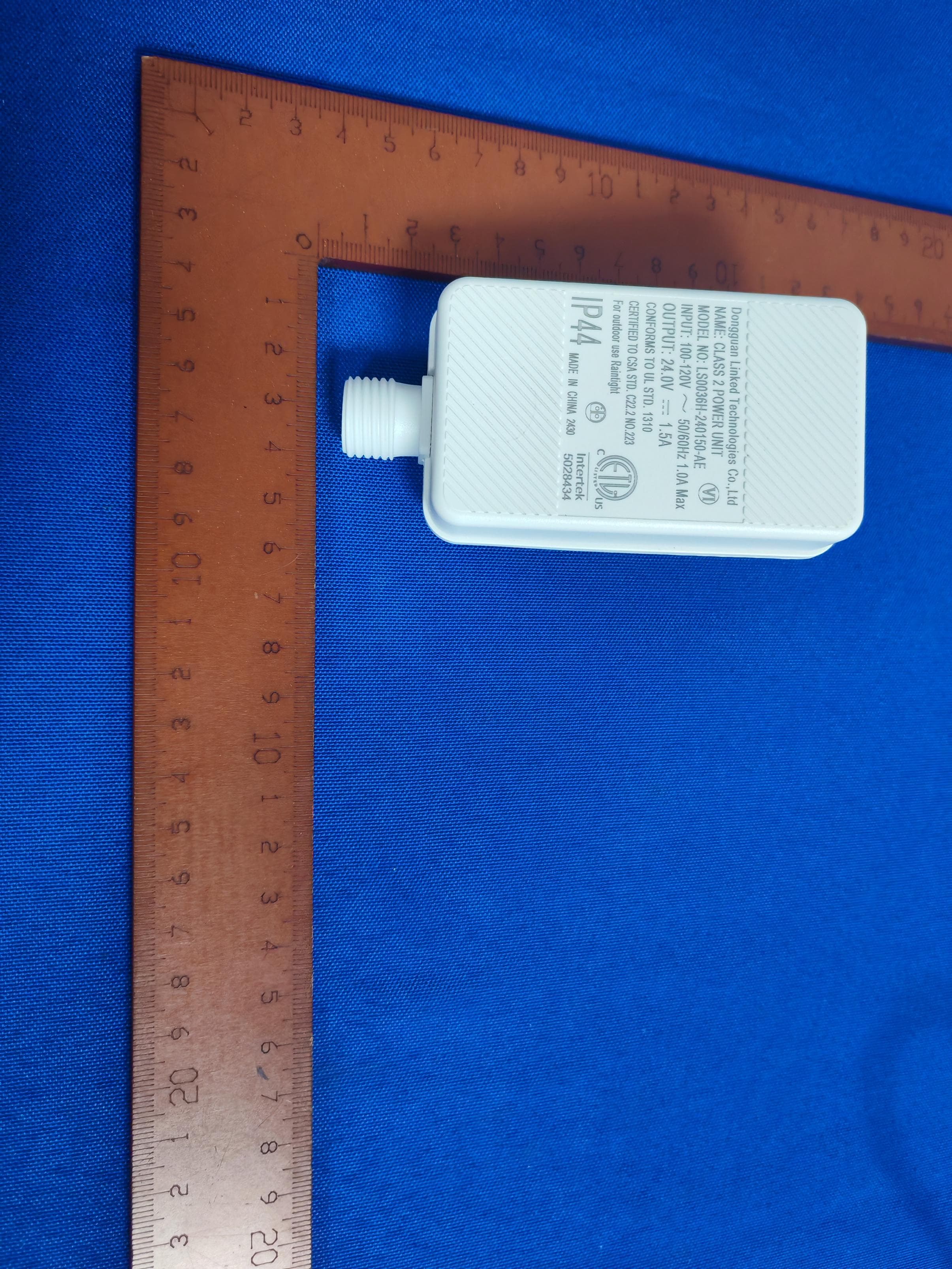 Eave Light - FCC ID 2A7WU-CWY004 - SHENZHEN DAYBETTER OPTO-ELECTRONICS CO.,LTD (4)