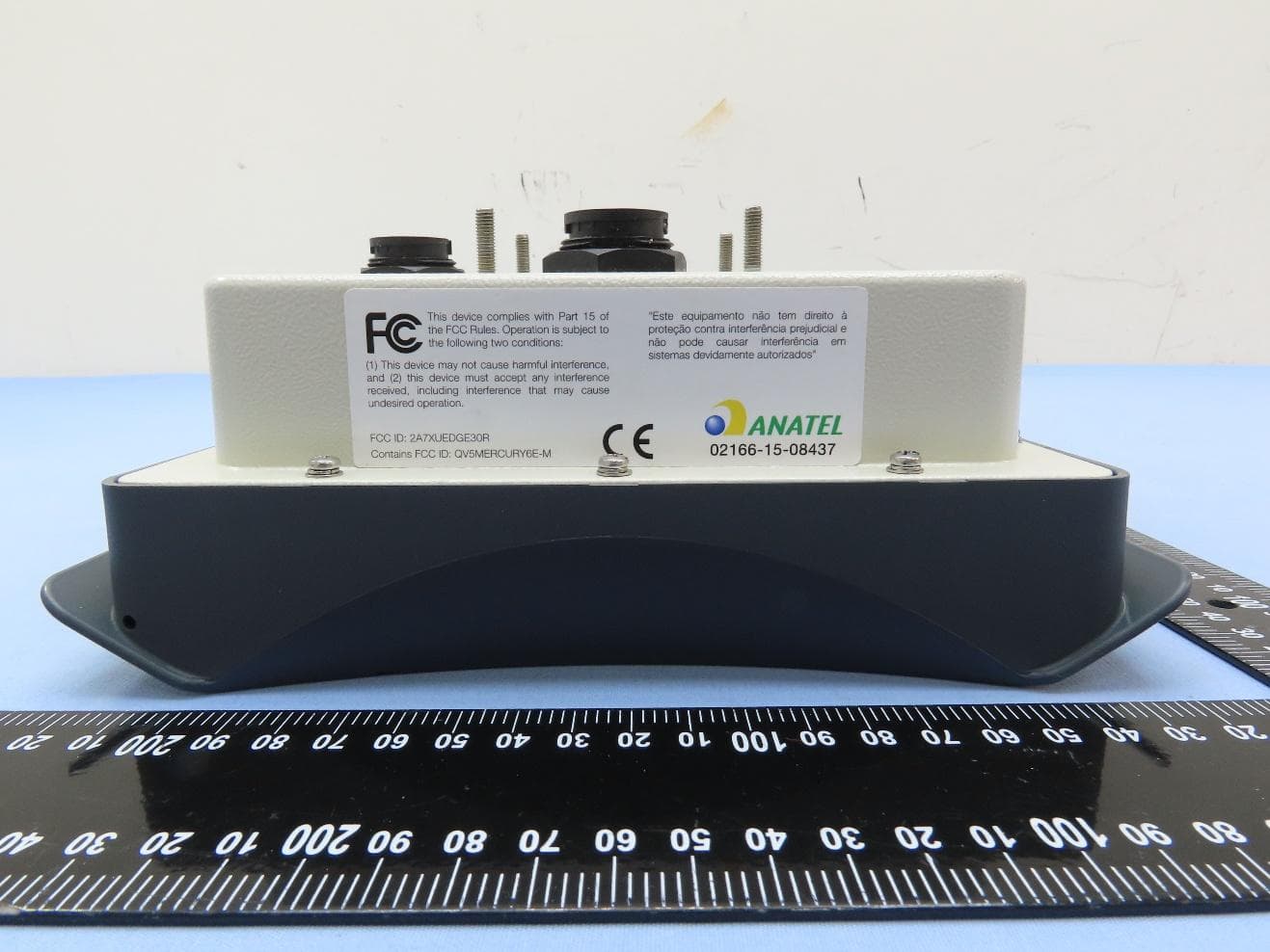 UHF RFID Reader - FCC ID 2A7XUEDGE35WIFI - Acura Technologies (5)