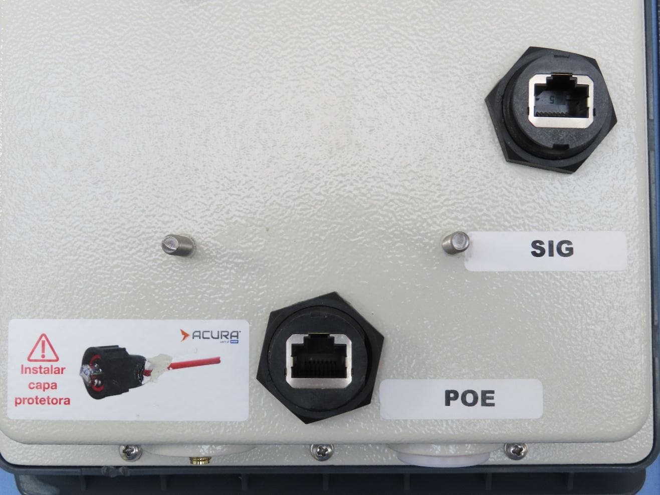 UHF RFID Reader - FCC ID 2A7XUEDGE35WIFI - Acura Technologies (4)