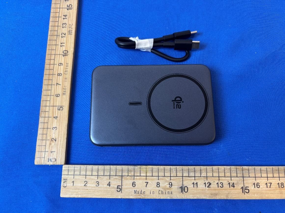 10000mAh Power Bank - FCC ID 2A7Z4-FKU - Ningbo Fulman Communication Technology Co., Ltd (3)
