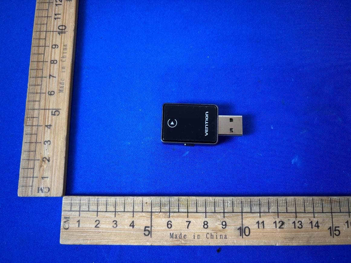 Wireless CarPlay Adapter - FCC ID 2A7Z4-KRY - Ningbo Fulman Communication Technology Co., Ltd (2)