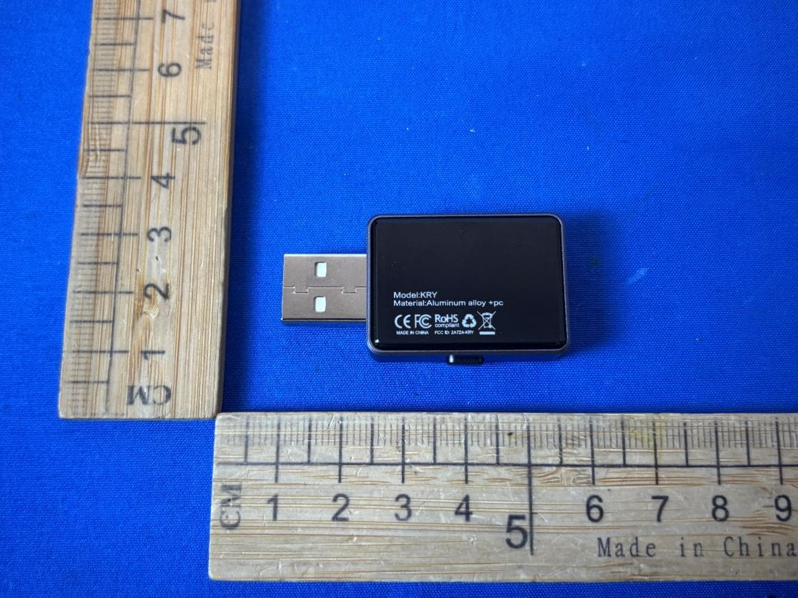 Wireless CarPlay Adapter - FCC ID 2A7Z4-KRY - Ningbo Fulman Communication Technology Co., Ltd (3)