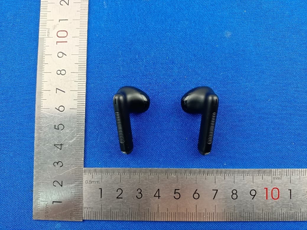 True Wireless Bluetooth Earbuds - FCC ID 2A7Z4-NBH - Ningbo Fulman Communication Technology Co., Ltd (2)