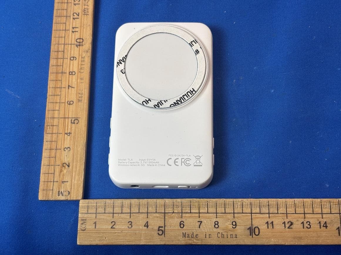 Selfie Monitor Screen - FCC ID 2A7Z4-TLA - Ningbo Fulman Communication Technology Co., Ltd (3)