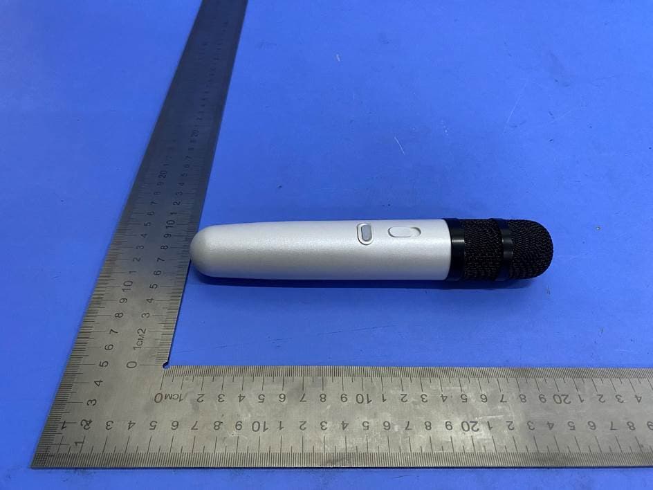 Illuminato Q4 Microphone - FCC ID 2A7ZM-Q4MIC - JBU GLOBAL LLC (4)