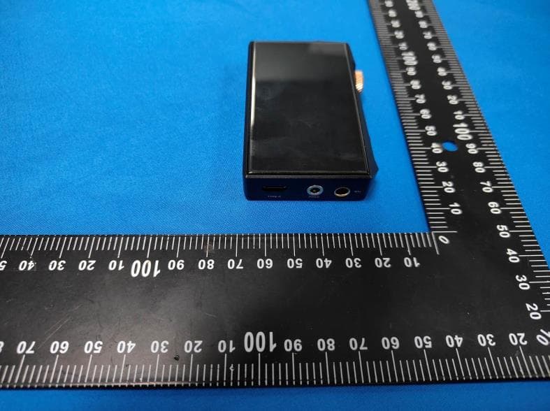 AP80 PRO MAX Portable High-Res Lossless Music Player - FCC ID 2A7ZP-AP80PROMAX - DongGuan Hidizs Technology Co.,Ltd. (2)