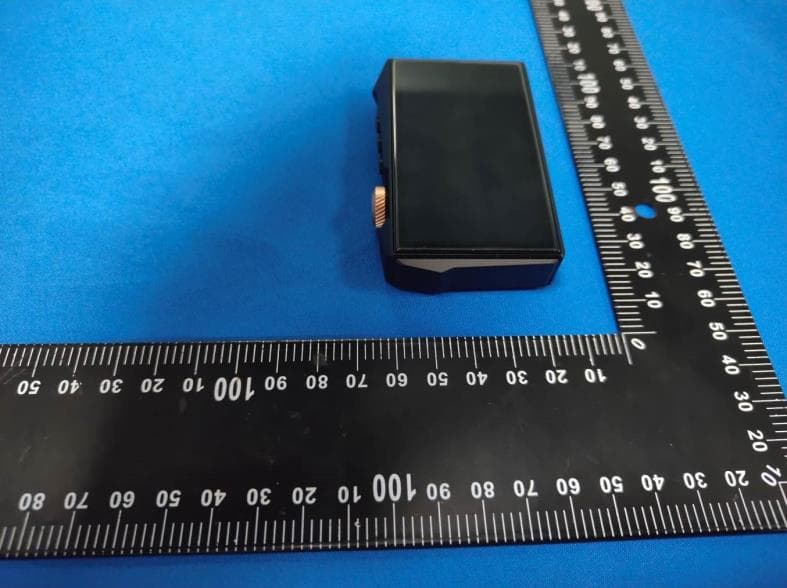 AP80 PRO MAX Portable High-Res Lossless Music Player - FCC ID 2A7ZP-AP80PROMAX - DongGuan Hidizs Technology Co.,Ltd. (4)