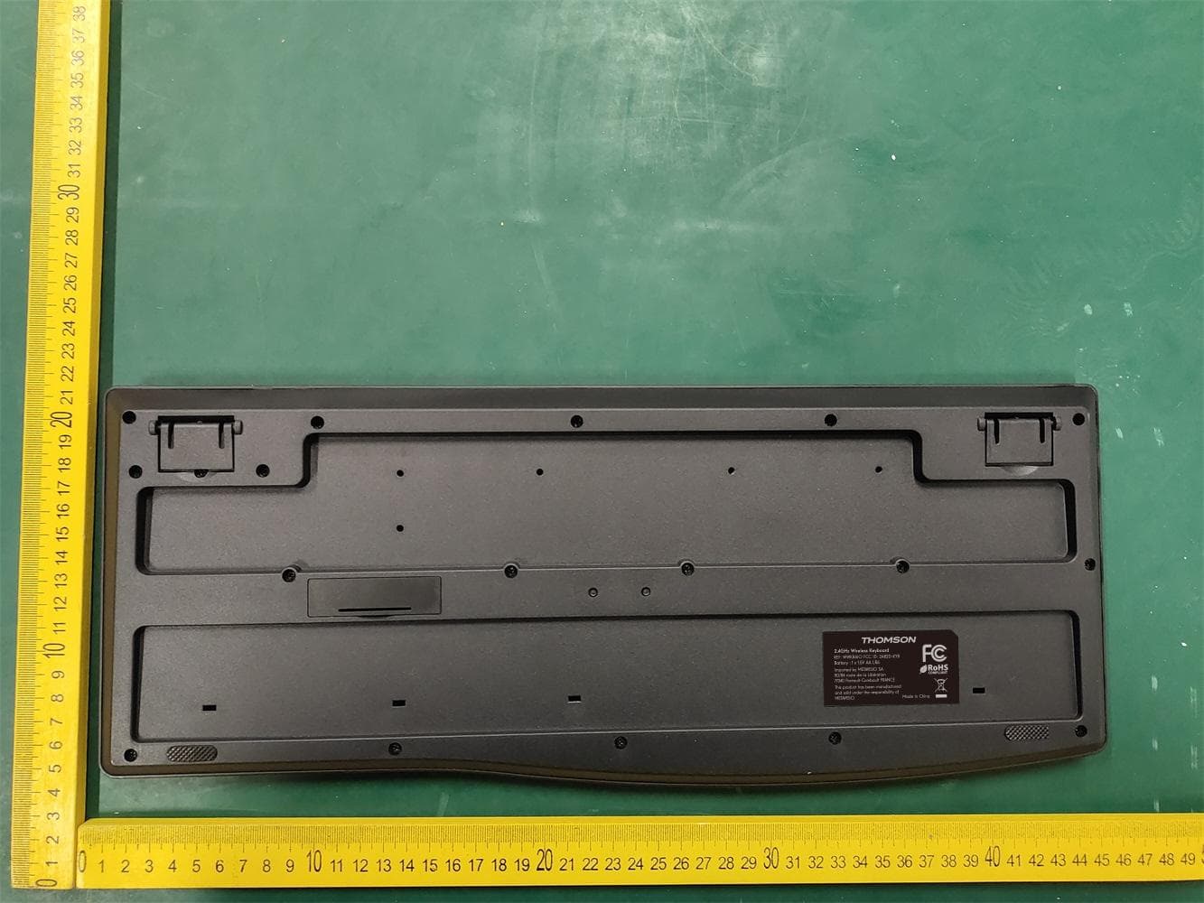 2.4Ghz Wireless Keyboard - FCC ID 2A82D-KYB - Metavisio SA (2)