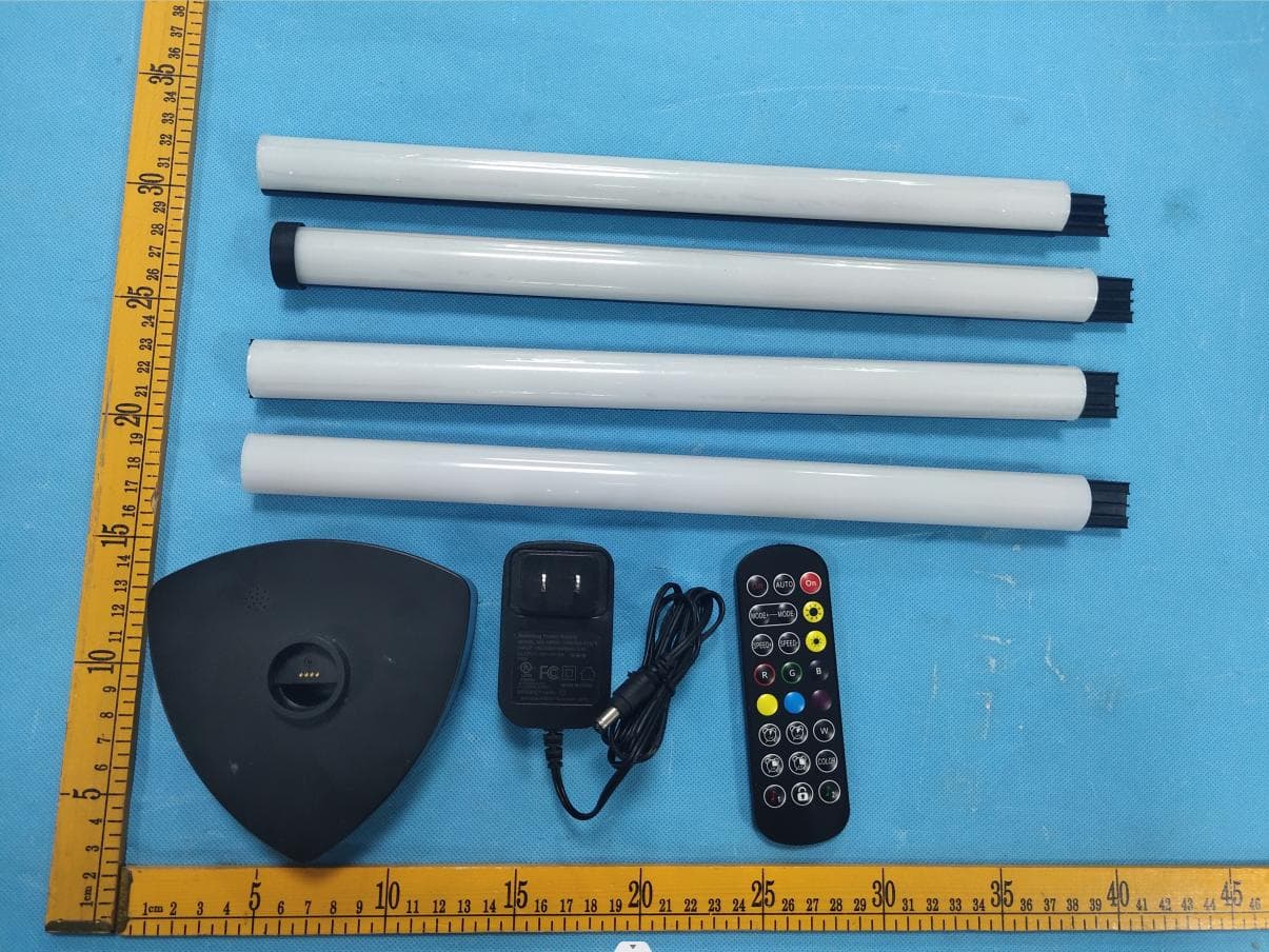 Corner atmosphere light (Bluetooth) - FCC ID 2A82I-DX21004 - Dongguan DaXian Lighting Technology CO., LTD