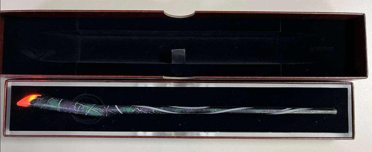Harry Potter interactive wand - FCC ID 2A82K-WBMC22G1W - Warner Bros. Home Entertainment Inc. (2)