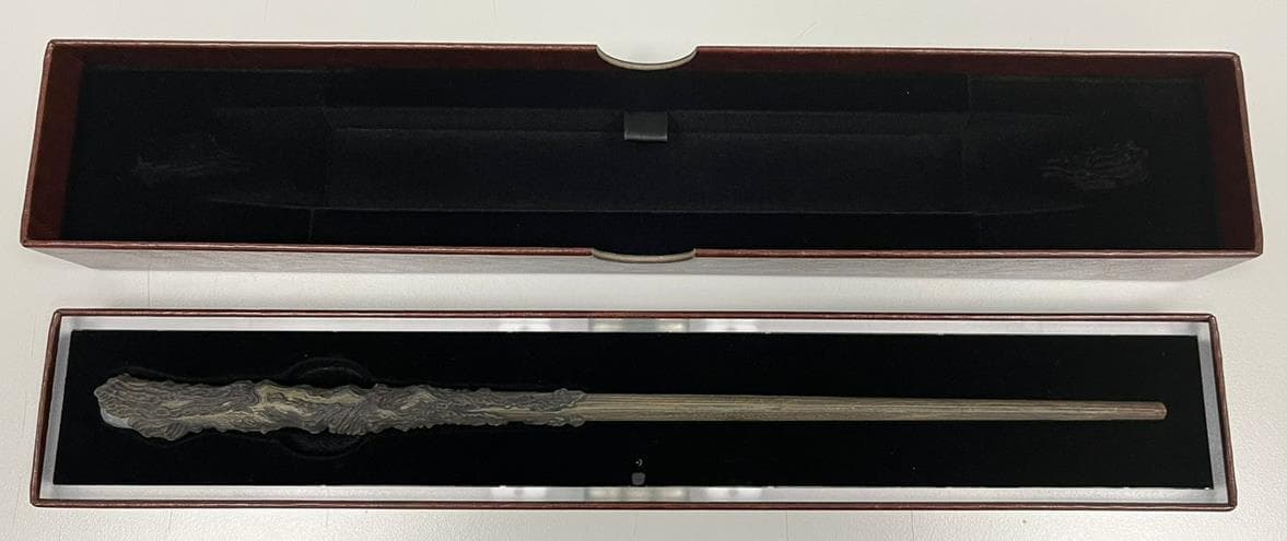 Harry Potter interactive wand - FCC ID 2A82K-WBMC22G1W - Warner Bros. Home Entertainment Inc. (4)